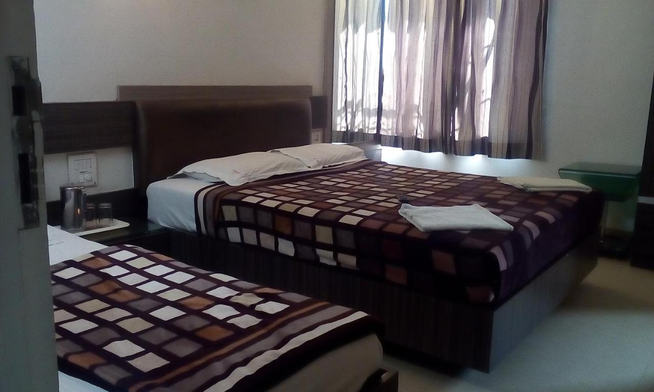 Hotel Rama Executive Mahābaleshwar Buitenkant foto