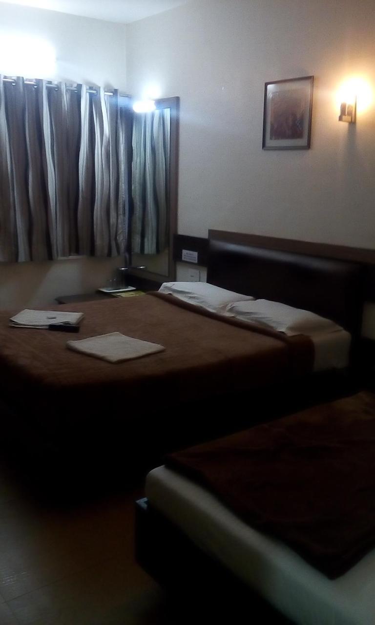 Hotel Rama Executive Mahābaleshwar Buitenkant foto